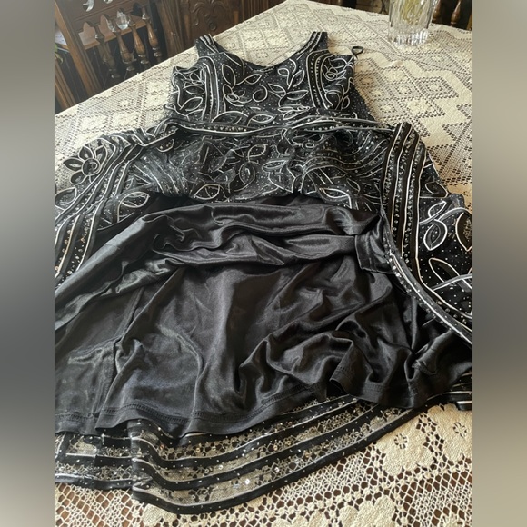 Goya Gorgeous Dress - Picture 13 of 15